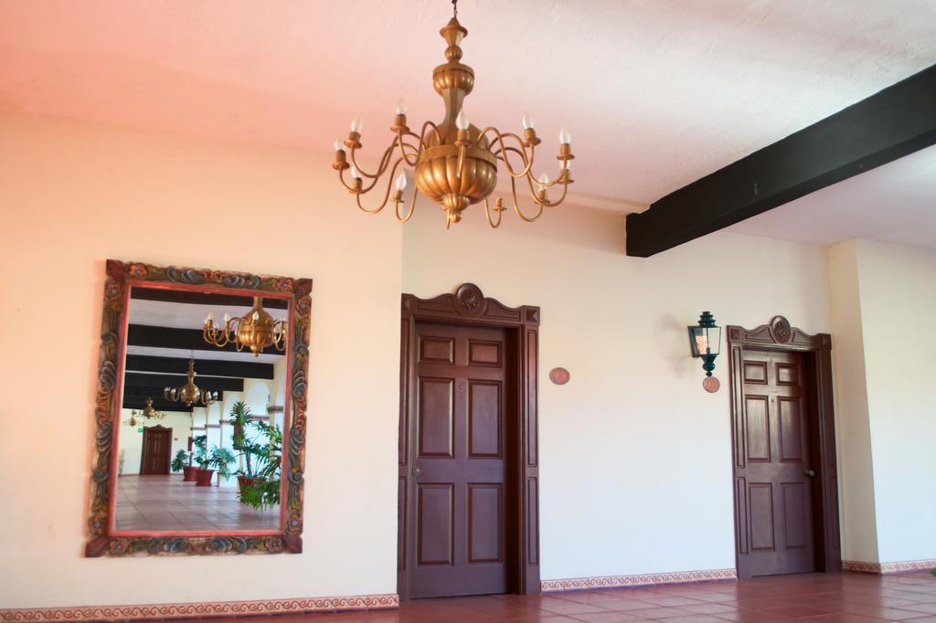 Hacienda Bajamar Hotell La Mision Exteriör bild